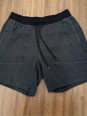 lululemon dark grey shorts. Mens large.